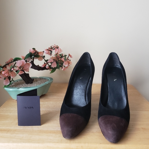 Authentic Prada Suede Pumps - Picture 8 of 16